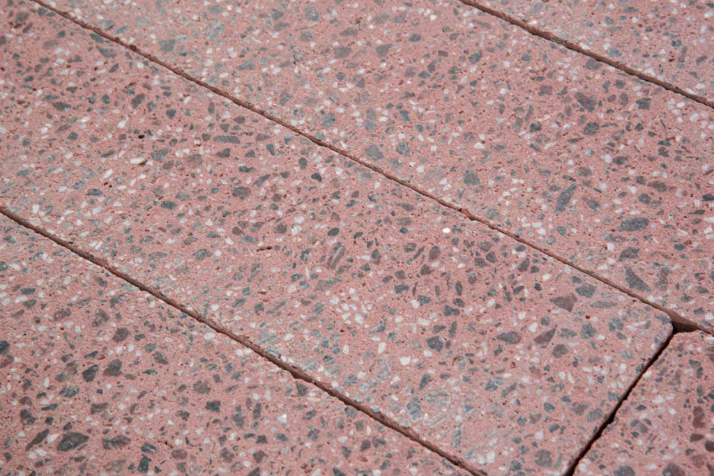 Тротуарная плитка Готика Granite FINO, Ладожский, Картано, 300х150х100 мм